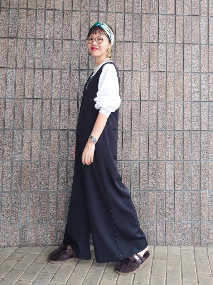 MUTSUKOさんの「UNTITLED｜【古畑星夏さん着用】トルソープリントスカーフ」を使ったコーディネート