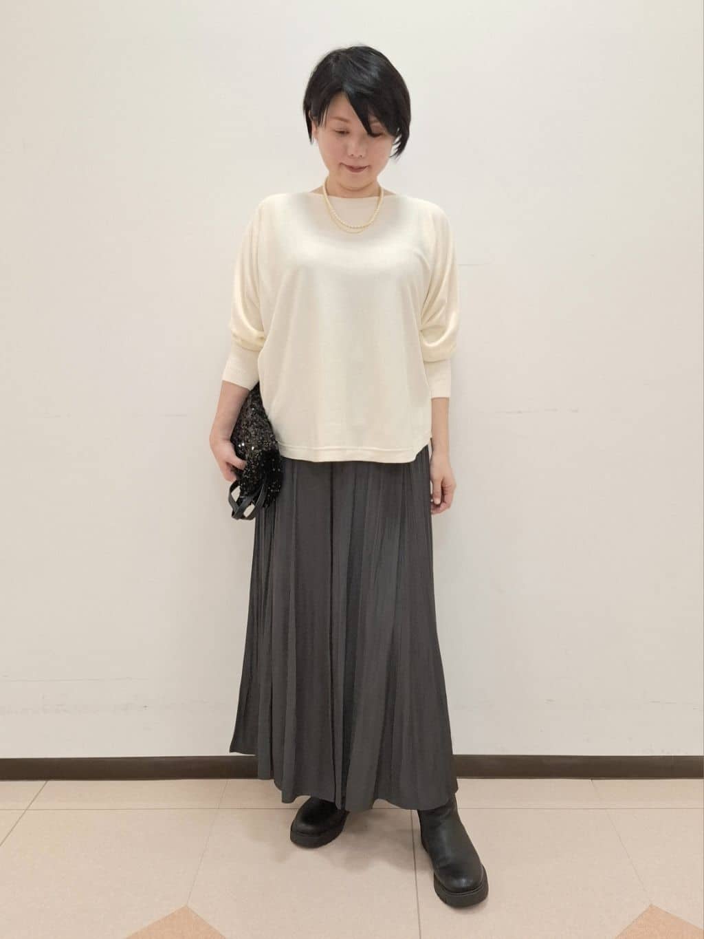 ねぎさんの「UNTITLED｜【柔らか／A4サイズ対応】スパンコールトート」を使ったコーディネート