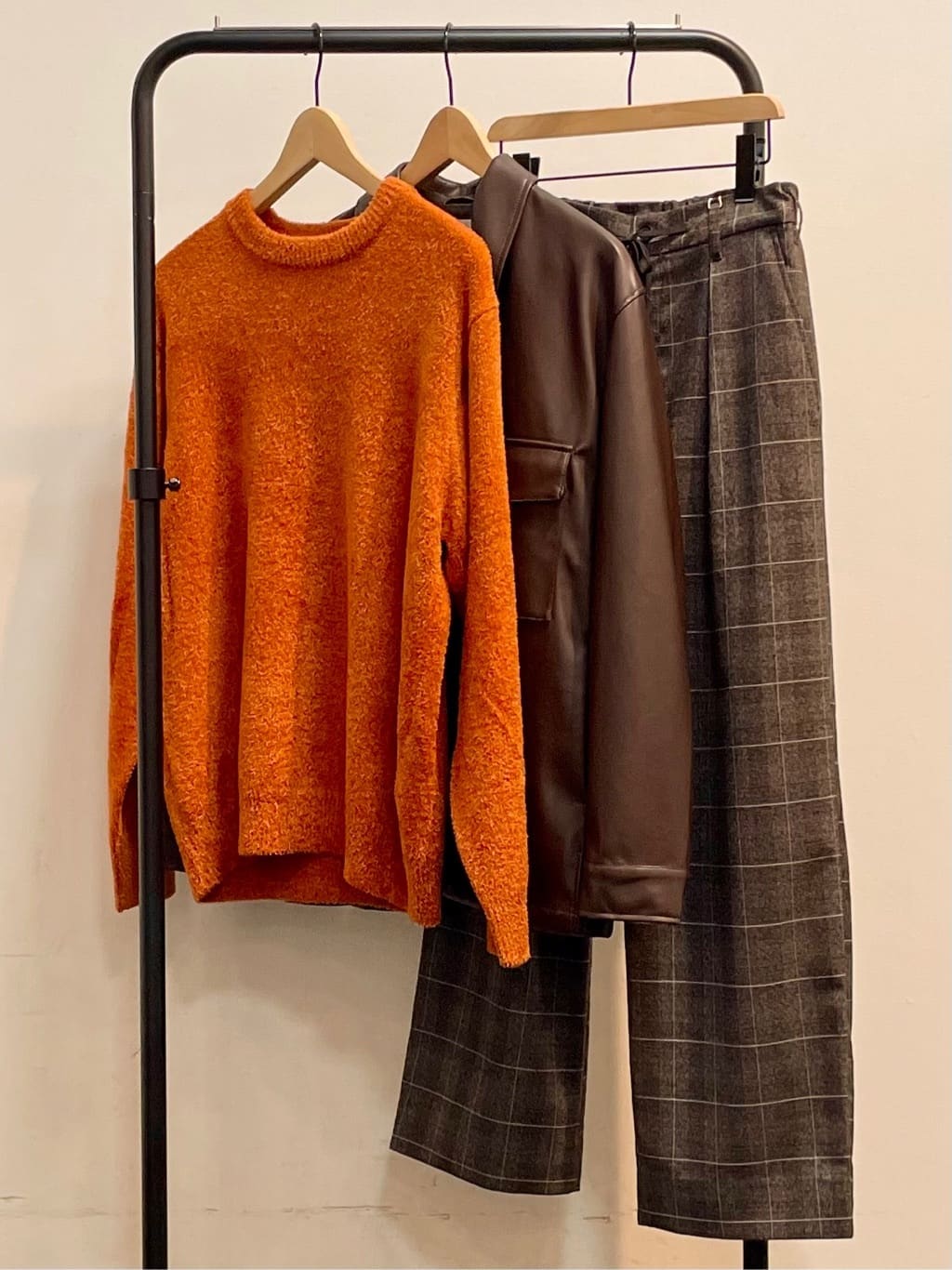 Pーyamaさんの「THE SHOP TK｜サフィアーノミニサコッシュ」を使ったコーディネート