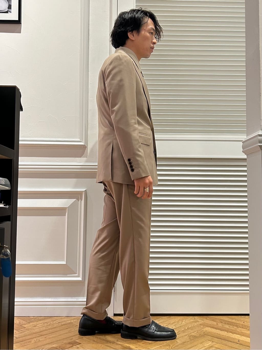須田　慎二郎さんの「DRESSTERIOR｜【撥水加工/Safari5月号掲載】ローファー」を使ったコーディネート