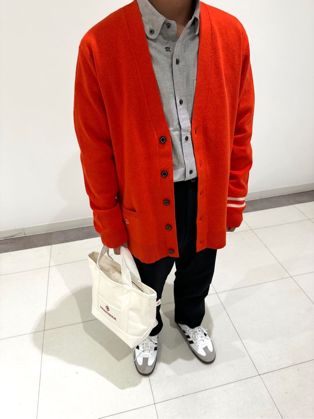 MATSUBARAさんの「DRESSTERIOR｜オックスフォード ラウンドカラーシャツ」を使ったコーディネート