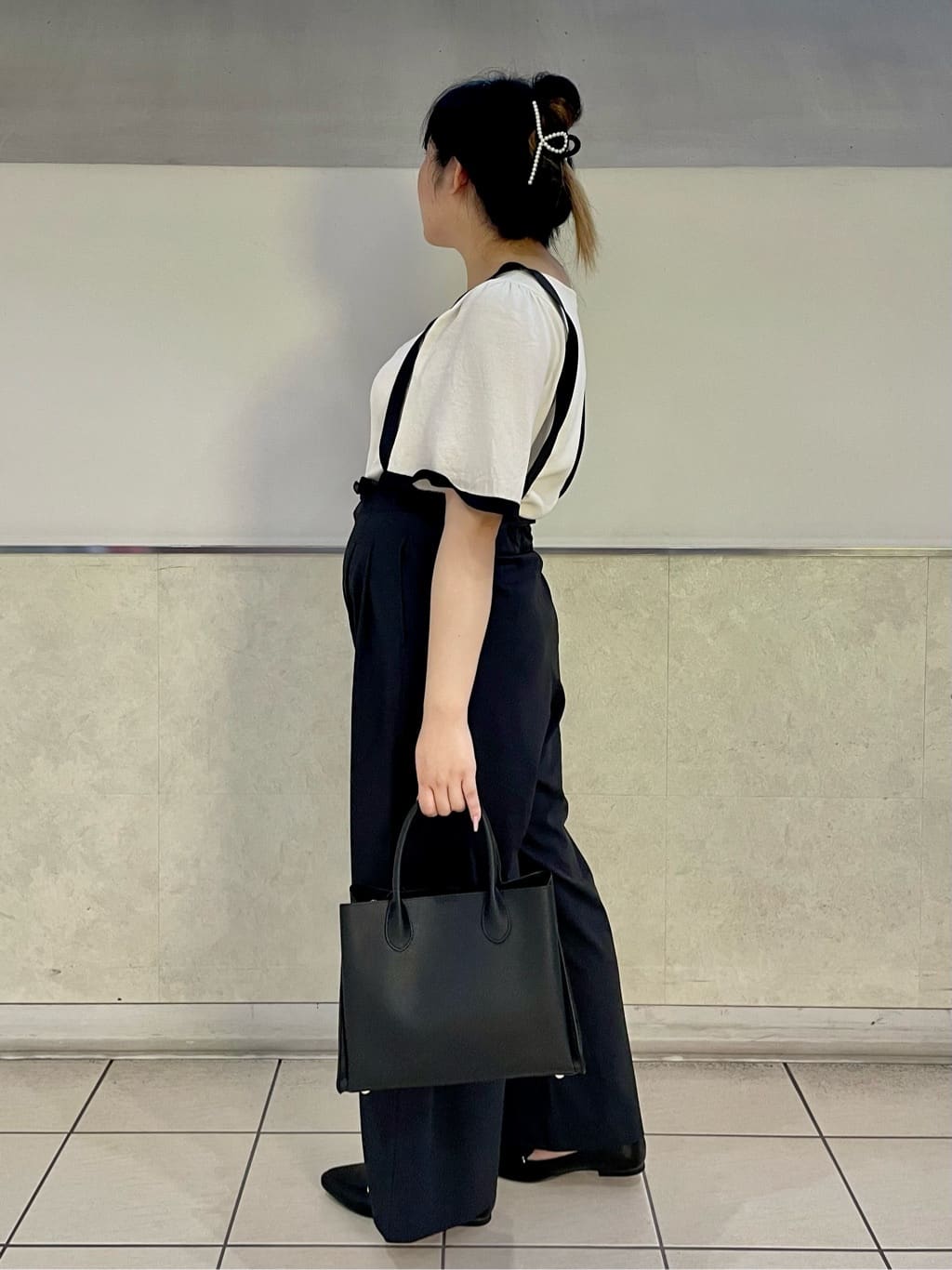 Reiさんの「grove｜メタルパーツローファーパンプス【晴雨兼用】」を使ったコーディネート
