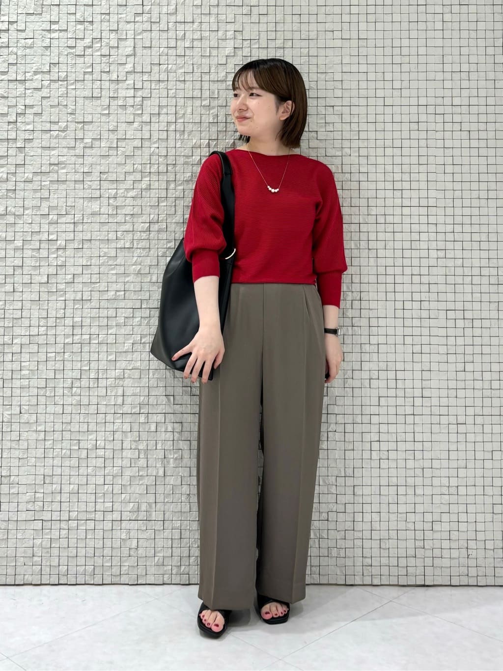 sakuさんの「INDIVI｜【セレモニーにおすすめ！】パール調トップネックレス」を使ったコーディネート