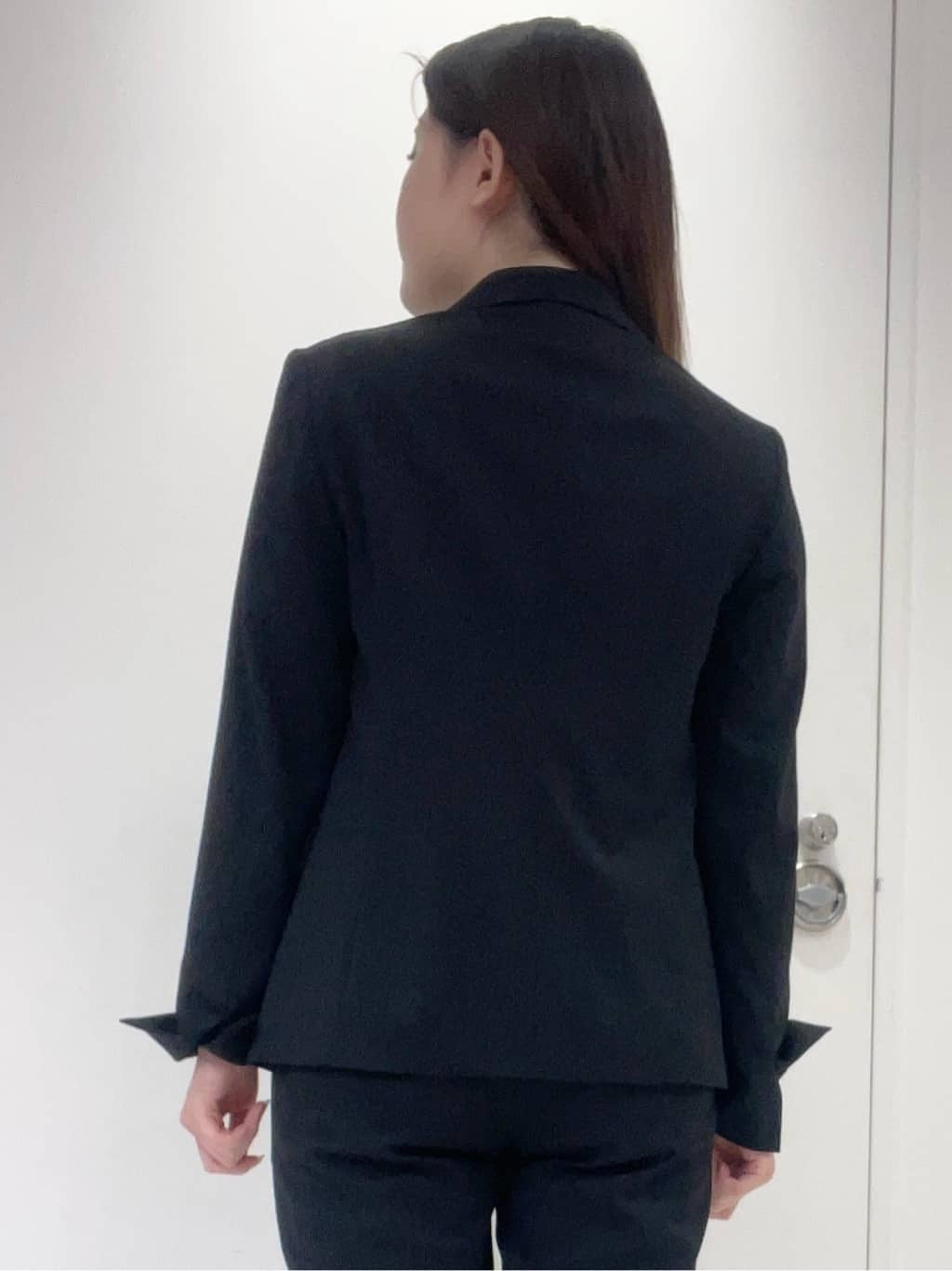 moeさんの「UNTITLED｜【洗える通勤スーツ】レジェールギャバ ストレッチテーラードジャケット」を使ったコーディネート