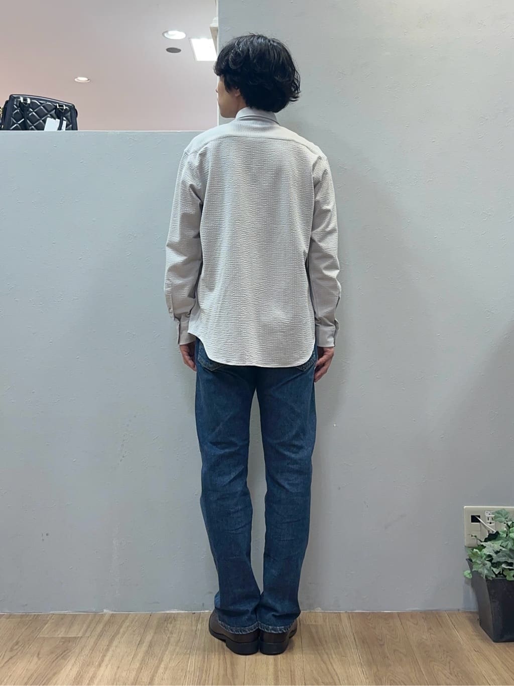 Uさんの「TAKEO KIKUCHI｜【抗菌防臭/シーズンレス】シアサッカー ジャージシャツ」を使ったコーディネート