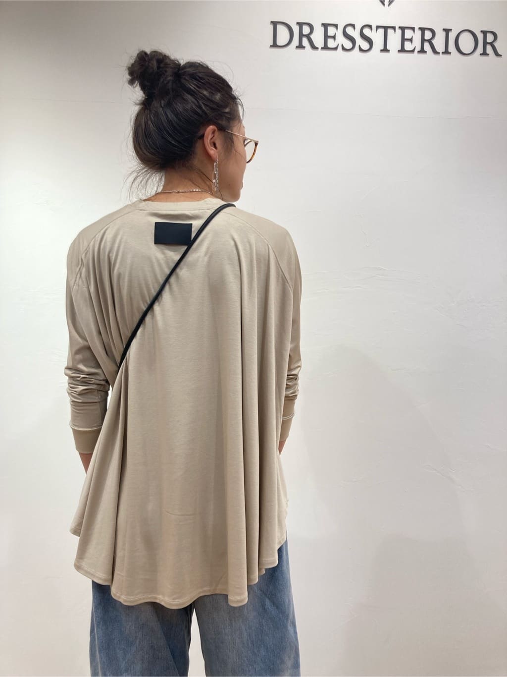 Harukaさんの「DRESSTERIOR｜ヴィンテージ加工ワイドデニムパンツ」を使ったコーディネート