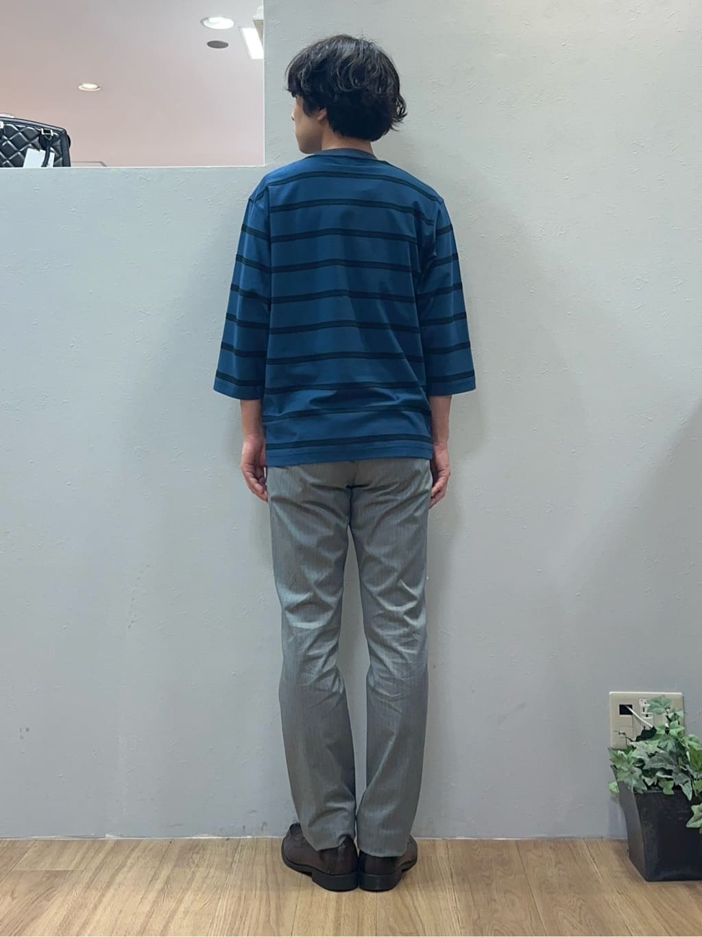 Uさんの「TAKEO KIKUCHI｜【全7サイズ&times;8色展開！】トップマルチヘリンボン パンツ」を使ったコーディネート