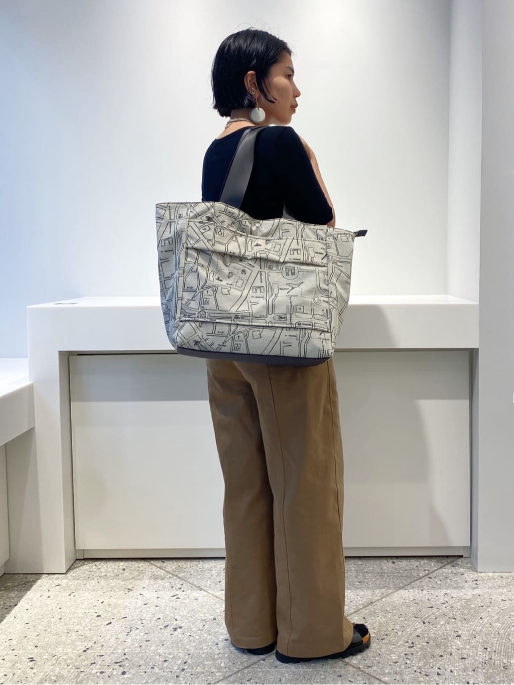 Uさんの「HIROKO HAYASHI｜COMODA（コモダ） ボストンバッグ」を使ったコーディネート