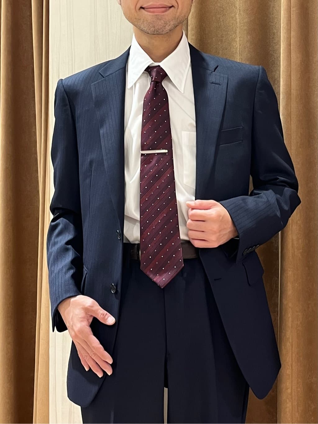 URAさんの「TAKEO KIKUCHI｜【Made in JAPAN】ブロード レギュラーカラー ドレスシャツ」を使ったコーディネート
