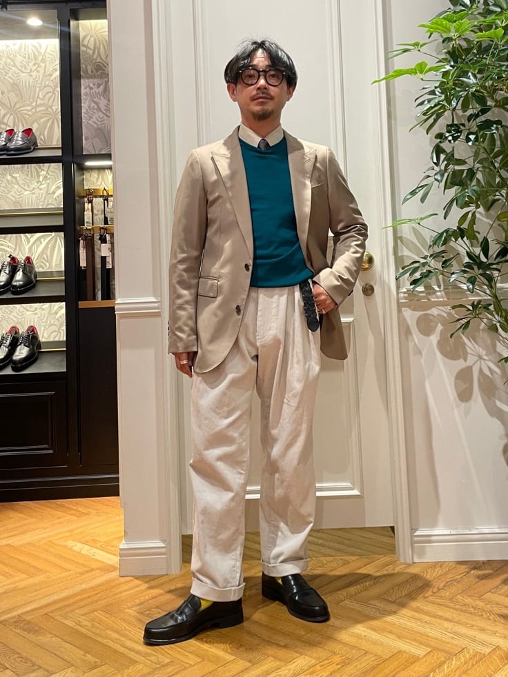 鶴田大士さんの「DRESSTERIOR｜【撥水加工/Safari5月号掲載】ローファー」を使ったコーディネート
