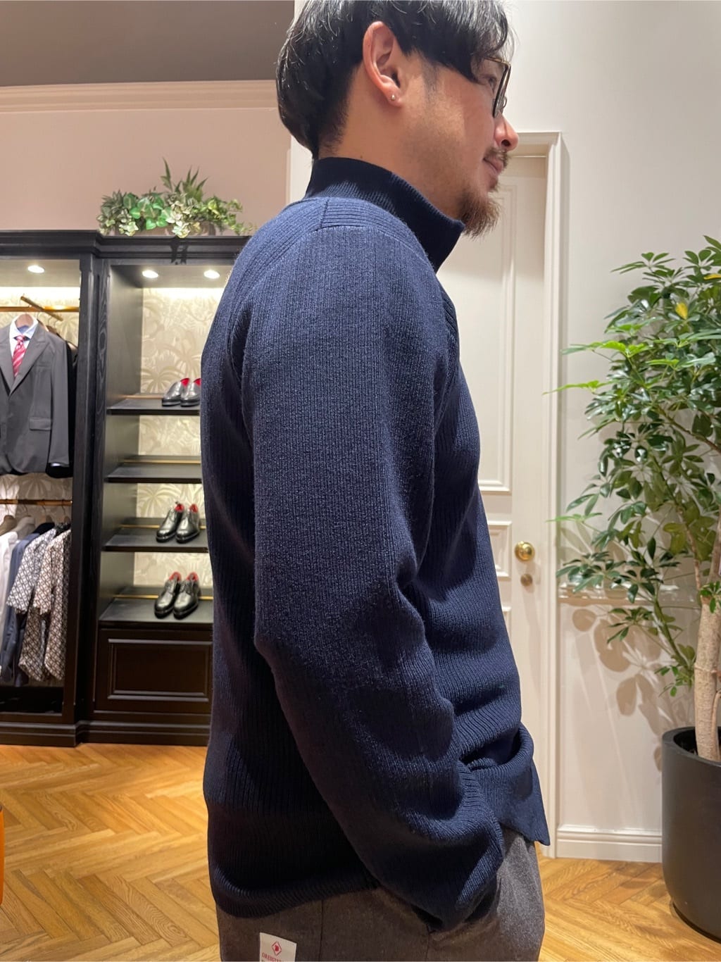 鶴田大士さんの「DRESSTERIOR｜【撥水加工/Safari5月号掲載】ローファー」を使ったコーディネート