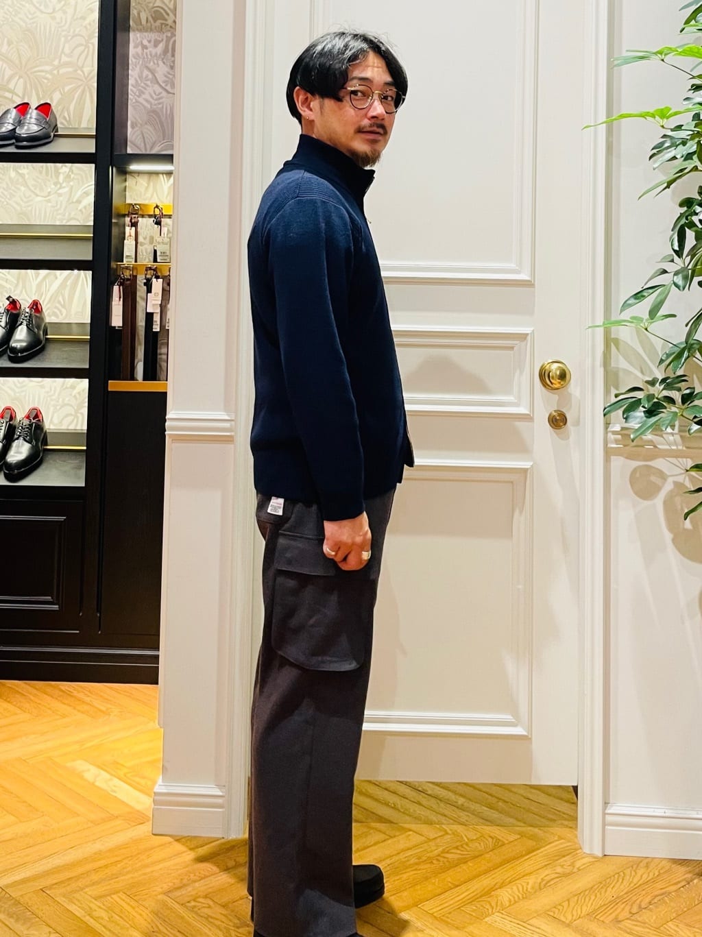 鶴田大士さんの「DRESSTERIOR｜【撥水加工/Safari5月号掲載】ローファー」を使ったコーディネート