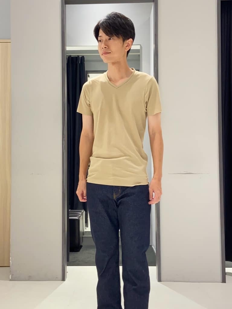 わいずみさんの「TAKEO KIKUCHI｜【モンスターストレッチ】日本製 ワンウォッシュ デニムパンツ」を使ったコーディネート