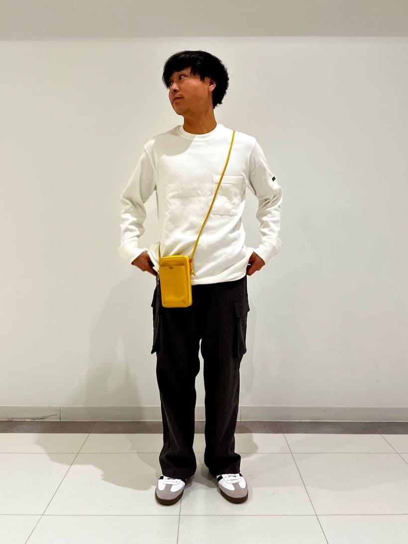 MATSUBARAさんの「DRESSTERIOR｜エクスクルーシブフライスロングTシャツ」を使ったコーディネート