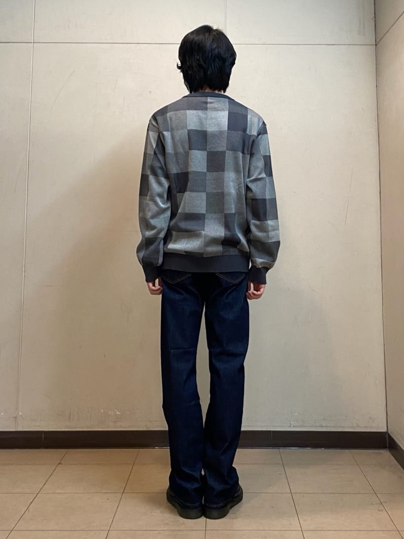 キムラさんの「TAKEO KIKUCHI｜【モンスターストレッチ】日本製 ワンウォッシュ デニムパンツ」を使ったコーディネート