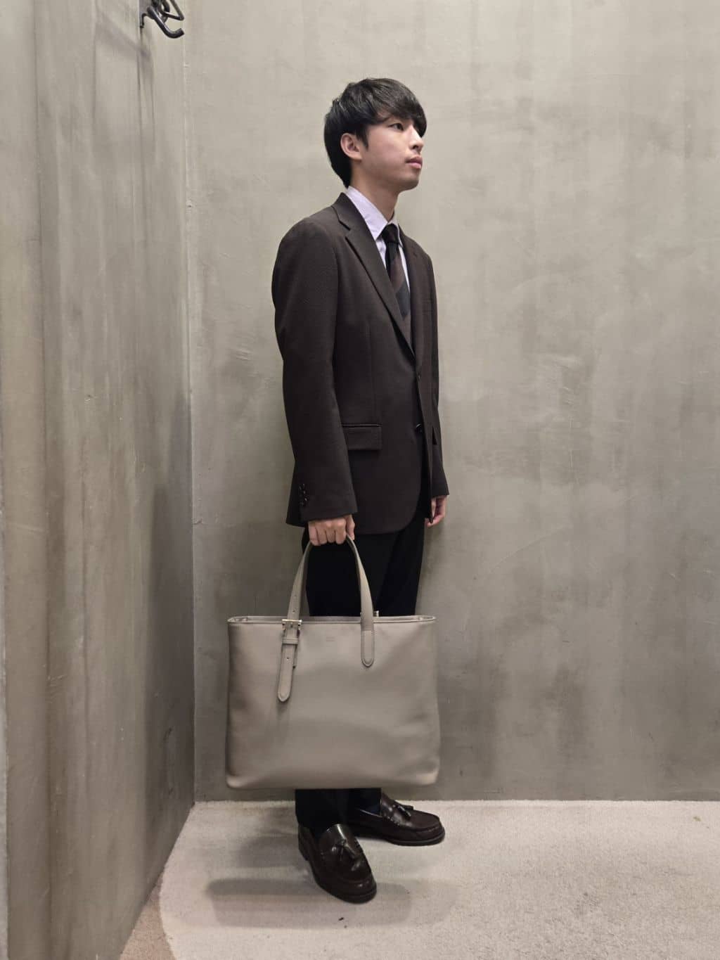 白木駆さんの「TAKEO KIKUCHI｜【Made in JAPAN】市松紋 ドレスシャツ」を使ったコーディネート