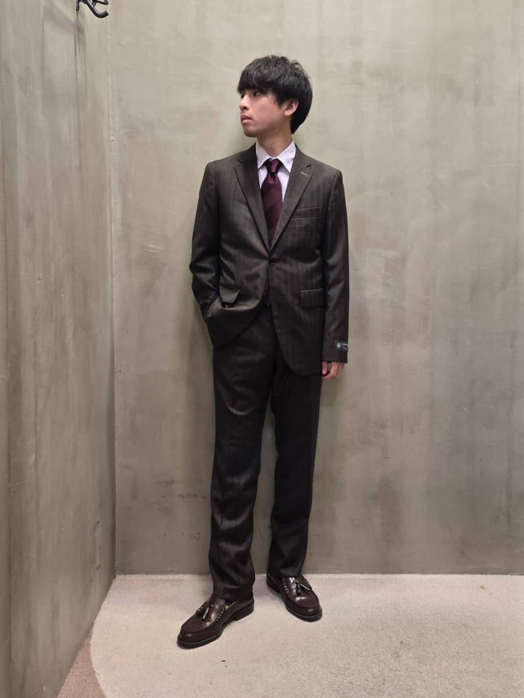 白木駆さんの「TAKEO KIKUCHI｜【Made in JAPAN】市松紋 ドレスシャツ」を使ったコーディネート