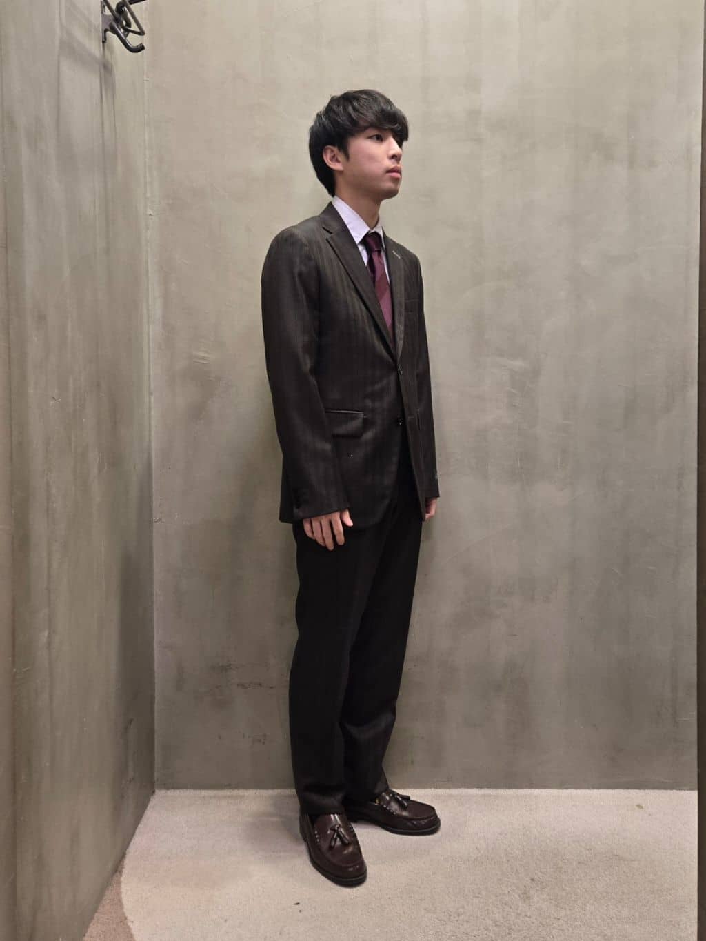 白木駆さんの「TAKEO KIKUCHI｜【Made in JAPAN】市松紋 ドレスシャツ」を使ったコーディネート