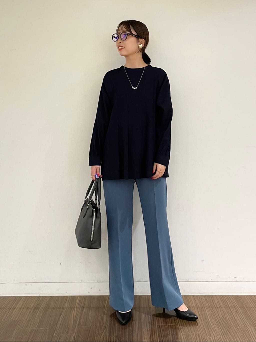 ねねさんの「INDIVI｜【セレモニーにおすすめ！】パール調トップネックレス」を使ったコーディネート
