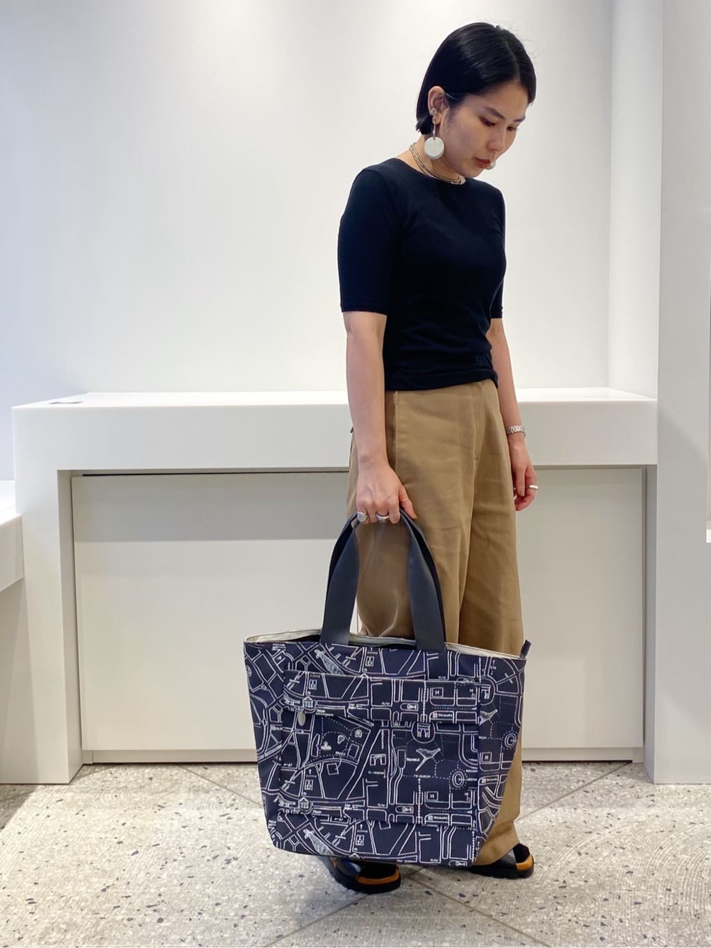Uさんの「HIROKO HAYASHI｜COMODA（コモダ） ボストンバッグ」を使ったコーディネート