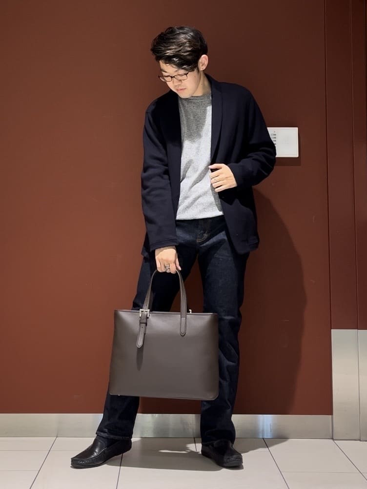 ジュンさんの「TAKEO KIKUCHI｜【モンスターストレッチ】日本製 ワンウォッシュ デニムパンツ」を使ったコーディネート