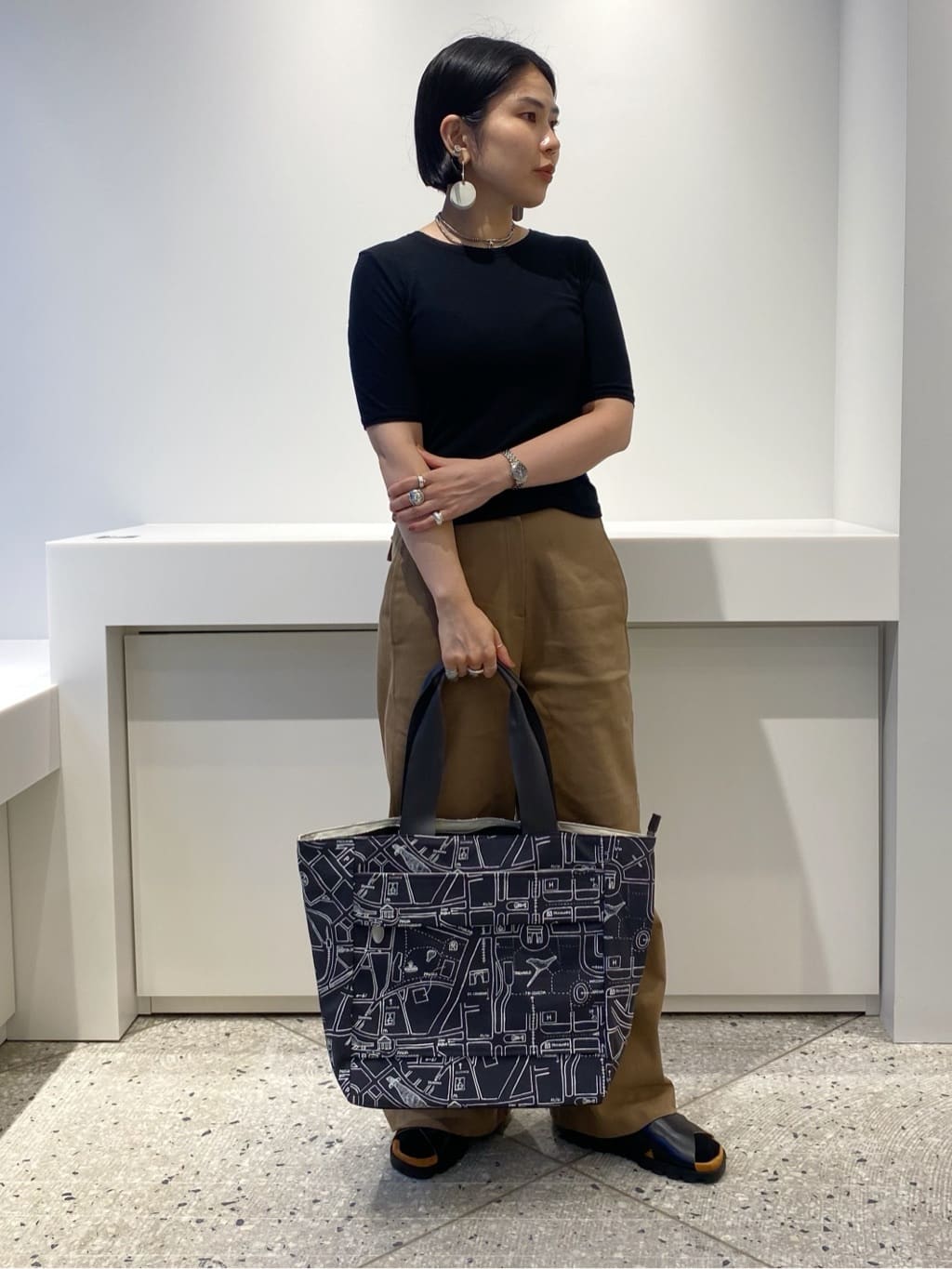 Uさんの「HIROKO HAYASHI｜COMODA（コモダ） ボストンバッグ」を使ったコーディネート