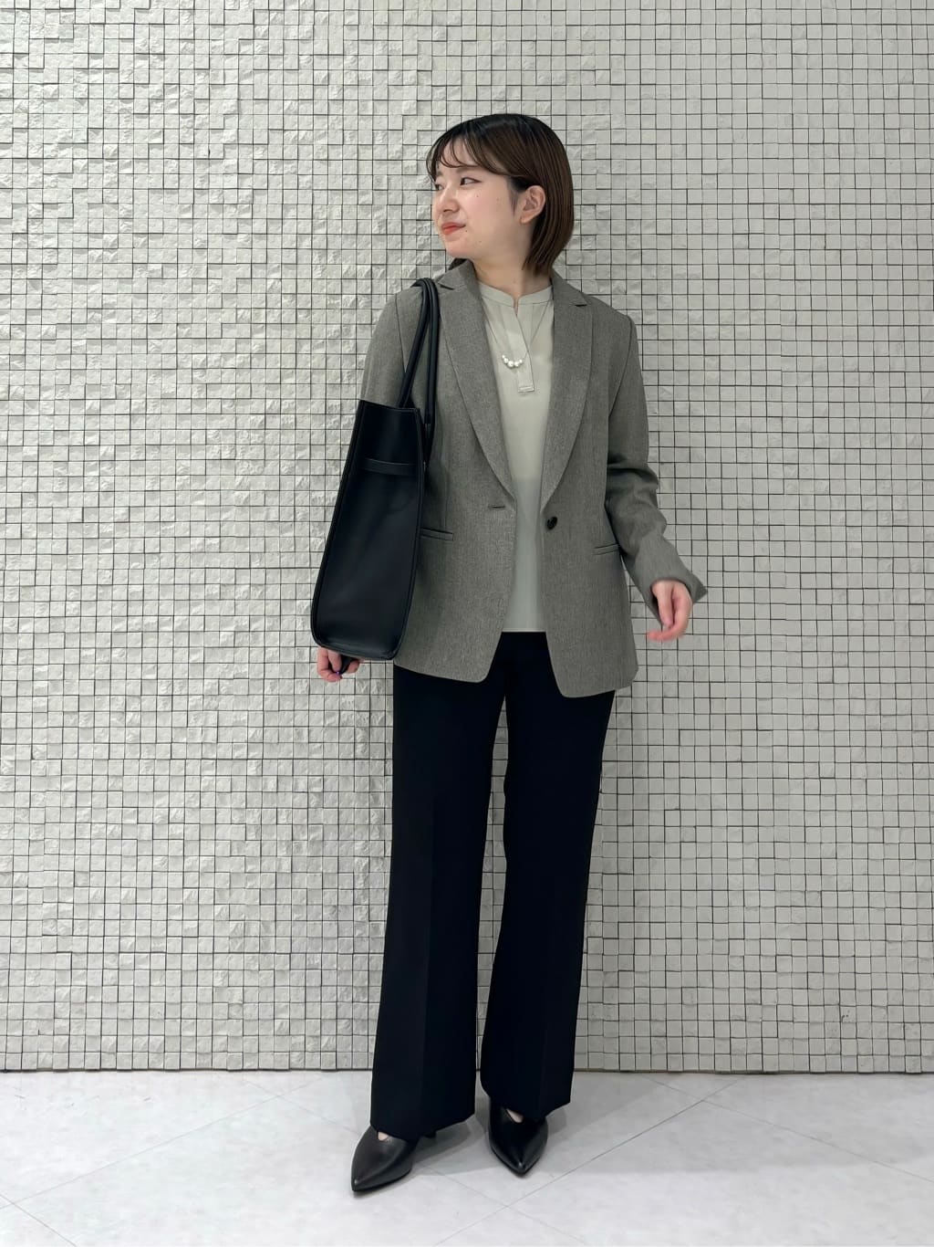 sakuさんの「INDIVI｜【セレモニーにおすすめ！】パール調トップネックレス」を使ったコーディネート