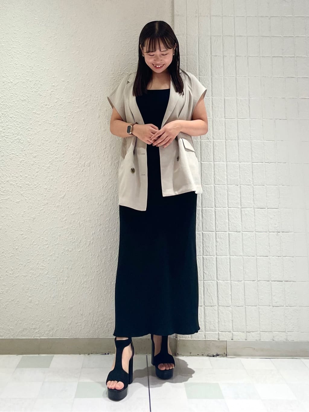 SEIKOさんの「ESPERANZA｜Tストラップスクエアサンダル 24SS」を使ったコーディネート