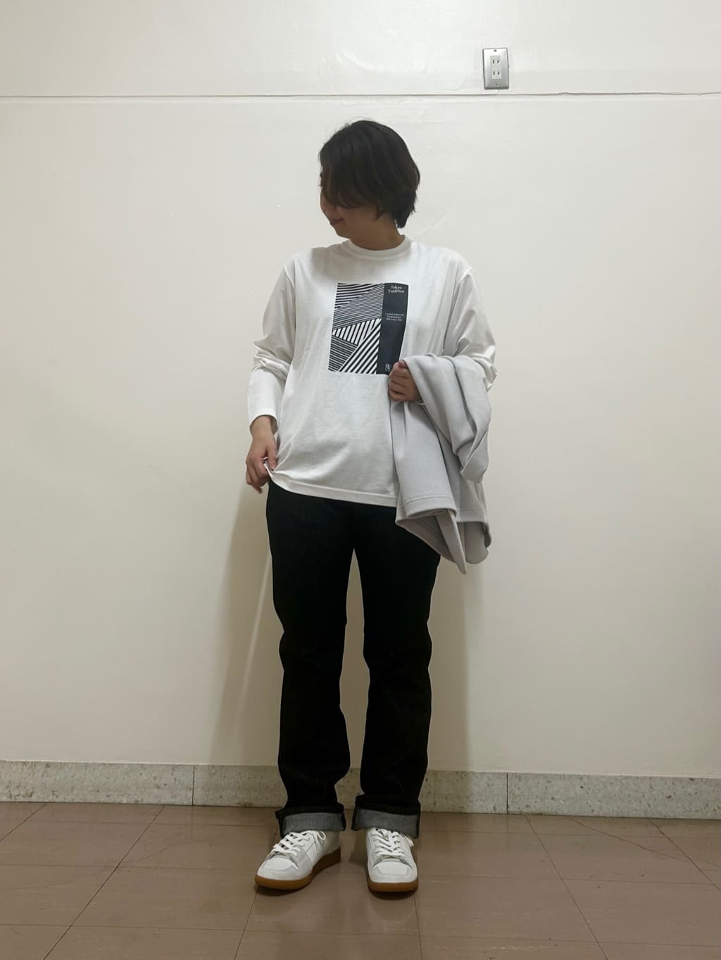 okaさんの「TAKEO KIKUCHI｜【モンスターストレッチ】日本製 ワンウォッシュ デニムパンツ」を使ったコーディネート