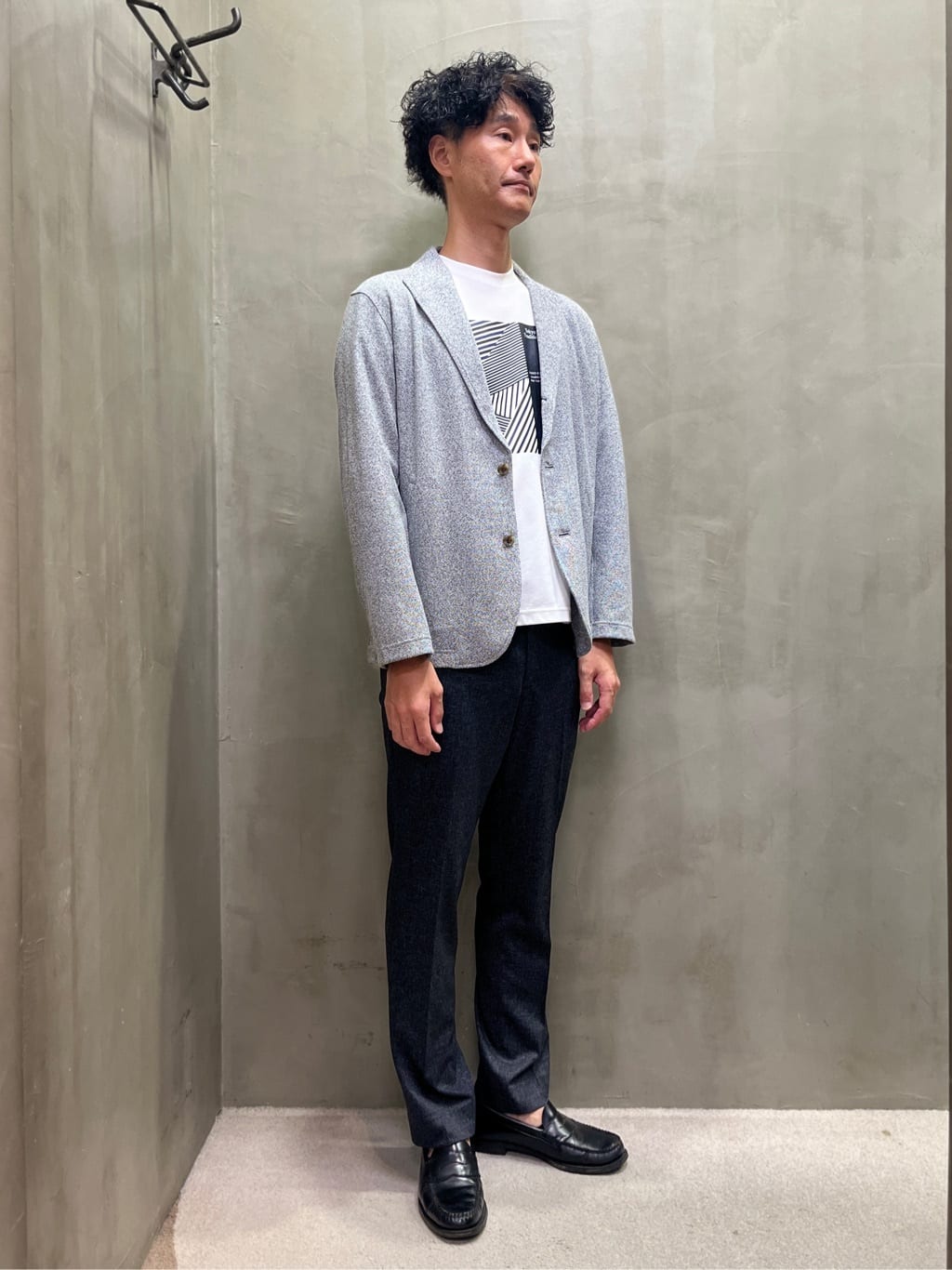 mutoさんの「TAKEO KIKUCHI｜【ONOFF対応】TRダブルニット ストレッチパンツ」を使ったコーディネート