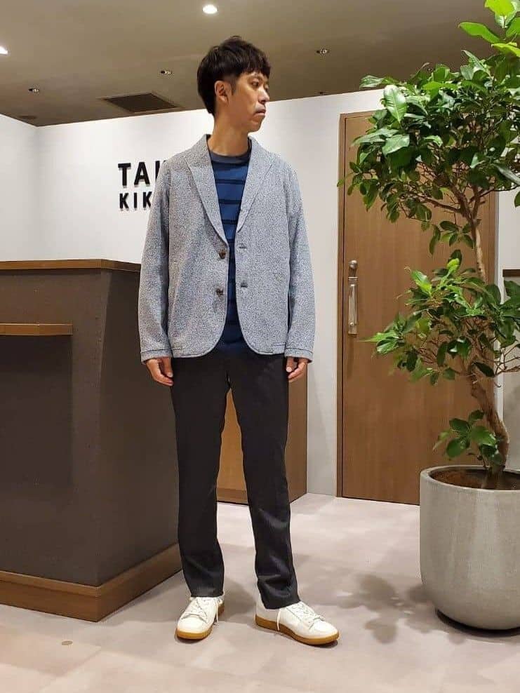 ishidaさんの「TAKEO KIKUCHI｜【ONOFF対応】TRダブルニット ストレッチパンツ」を使ったコーディネート