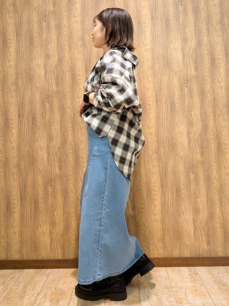 ｍｉｓａｋｉさんの「SHOO･LA･RUE｜」を使ったコーディネート