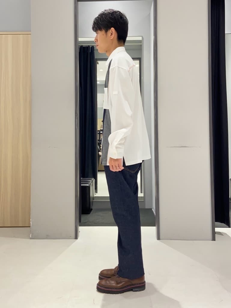 わいずみさんの「TAKEO KIKUCHI｜【モンスターストレッチ】日本製 ワンウォッシュ デニムパンツ」を使ったコーディネート