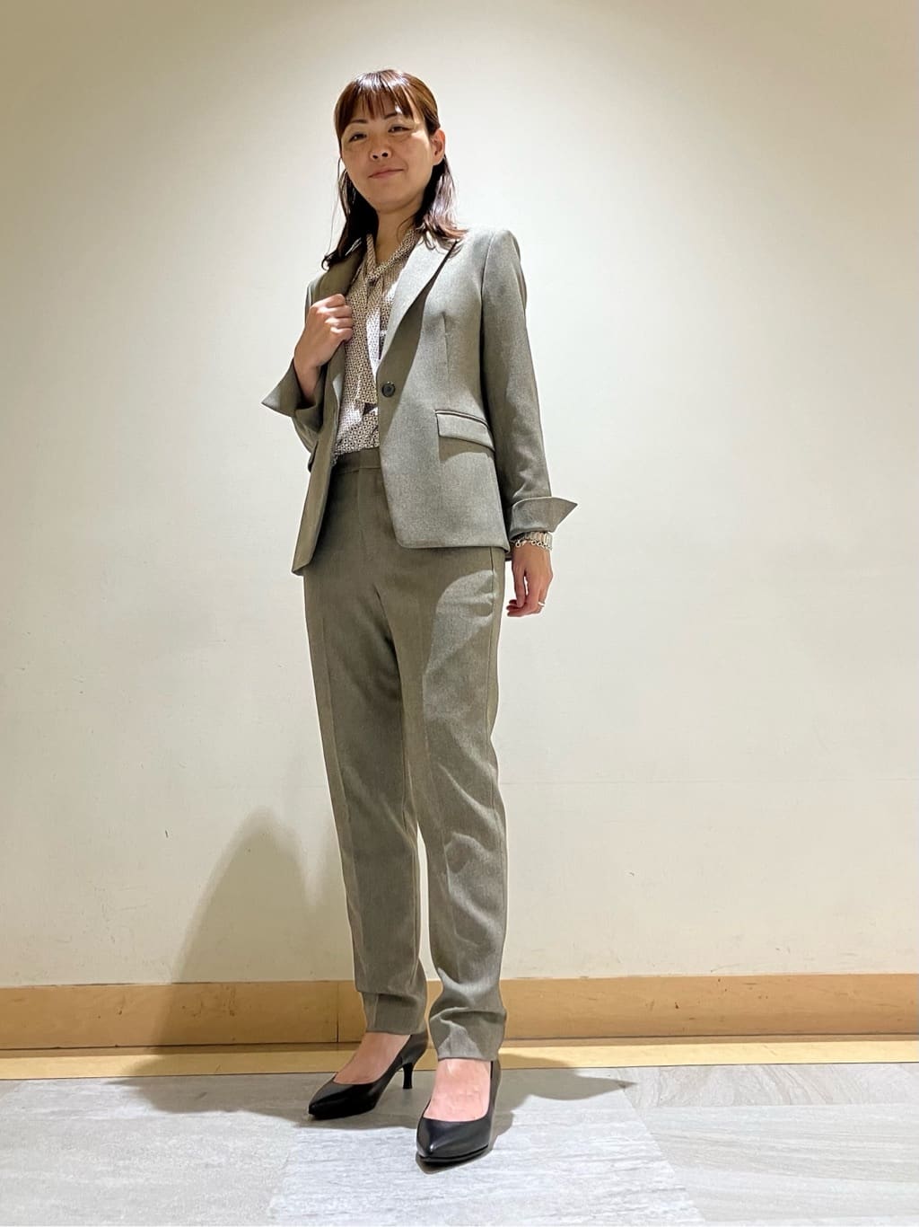 ひろみさんの「UNTITLED｜【日本製・本革】Comfit Dresser Pumps（コンフィットドレッサーパンプス）」を使ったコーディネート
