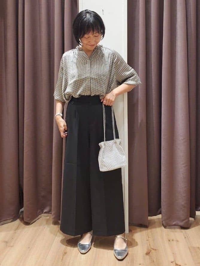 さくさんの「grove｜【SOMETHING&times;grove別注】LISAWIDE DENIM PANTS」を使ったコーディネート