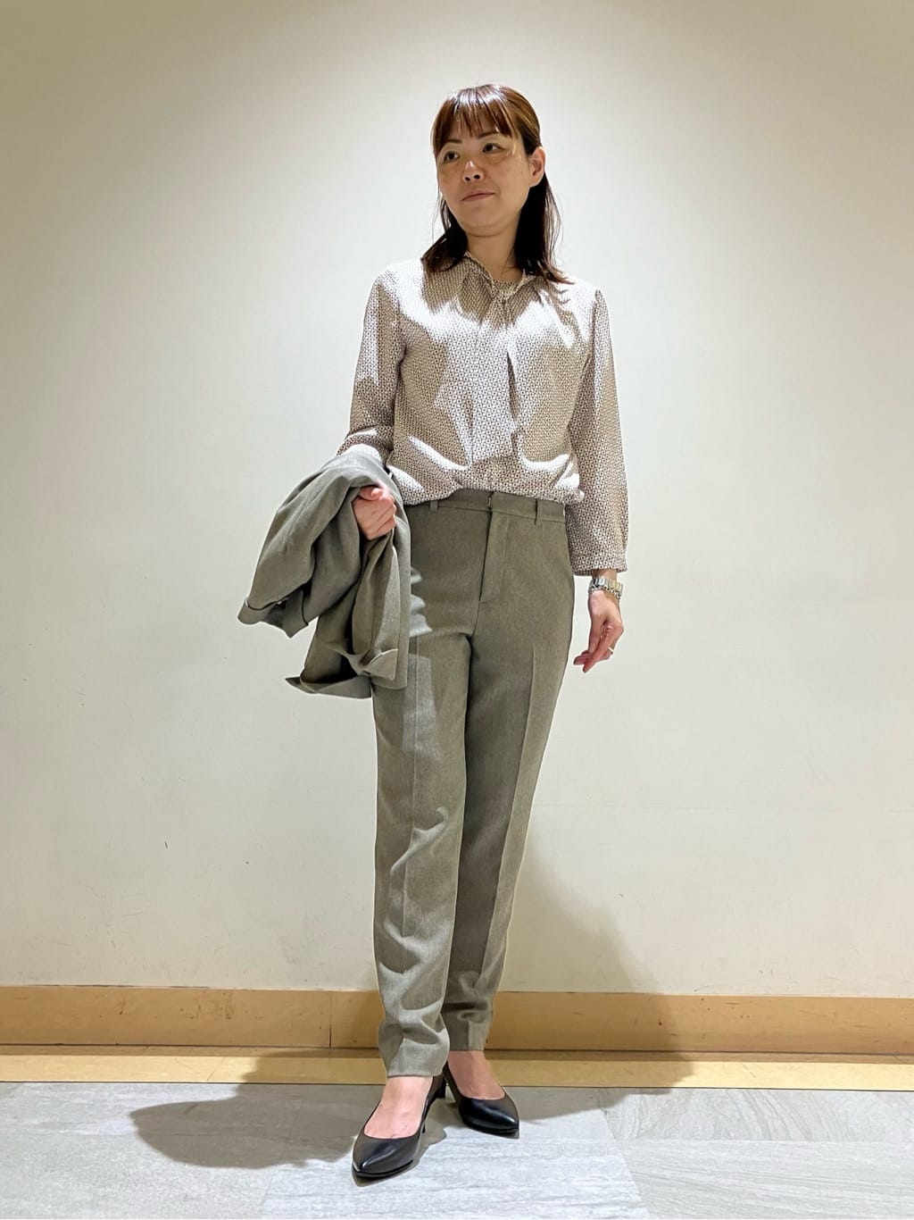 ひろみさんの「UNTITLED｜【日本製・本革】Comfit Dresser Pumps（コンフィットドレッサーパンプス）」を使ったコーディネート