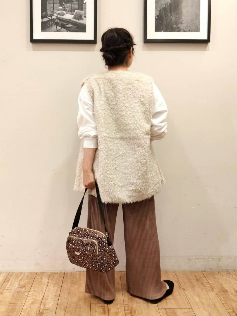 SHOOLARUEさんの「SHOO･LA･RUE｜」を使ったコーディネート