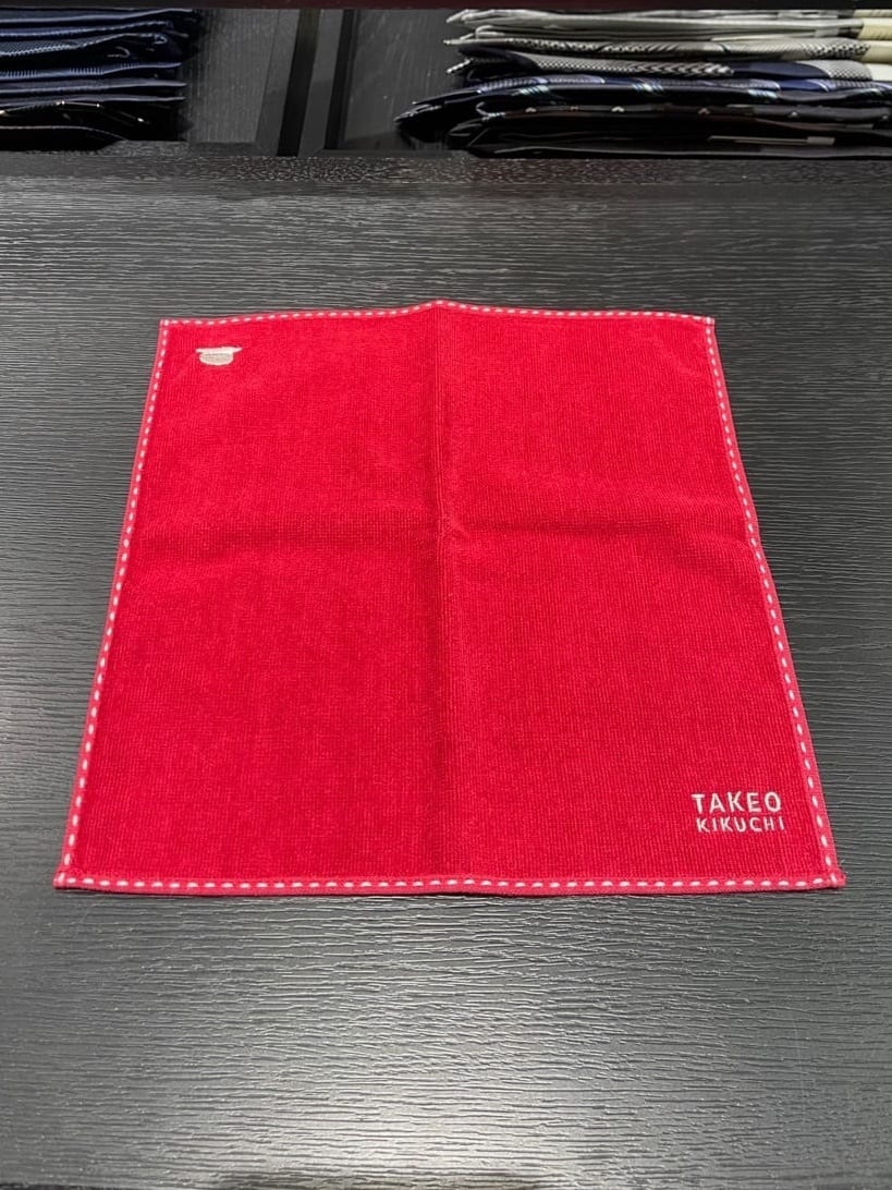 松村泰輔さんの「TAKEO KIKUCHI｜【Made in JAPAN】タオルハンカチ」を使ったコーディネート
