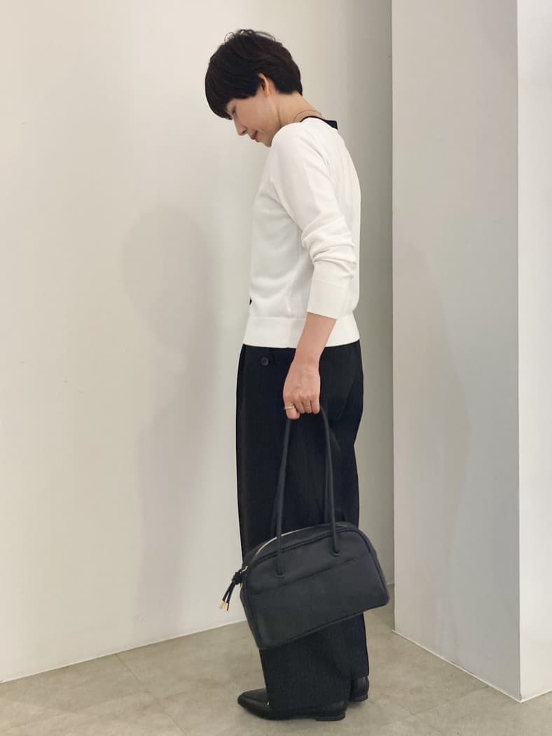 KUROさんの「grove｜メタルパーツローファーパンプス【晴雨兼用】」を使ったコーディネート