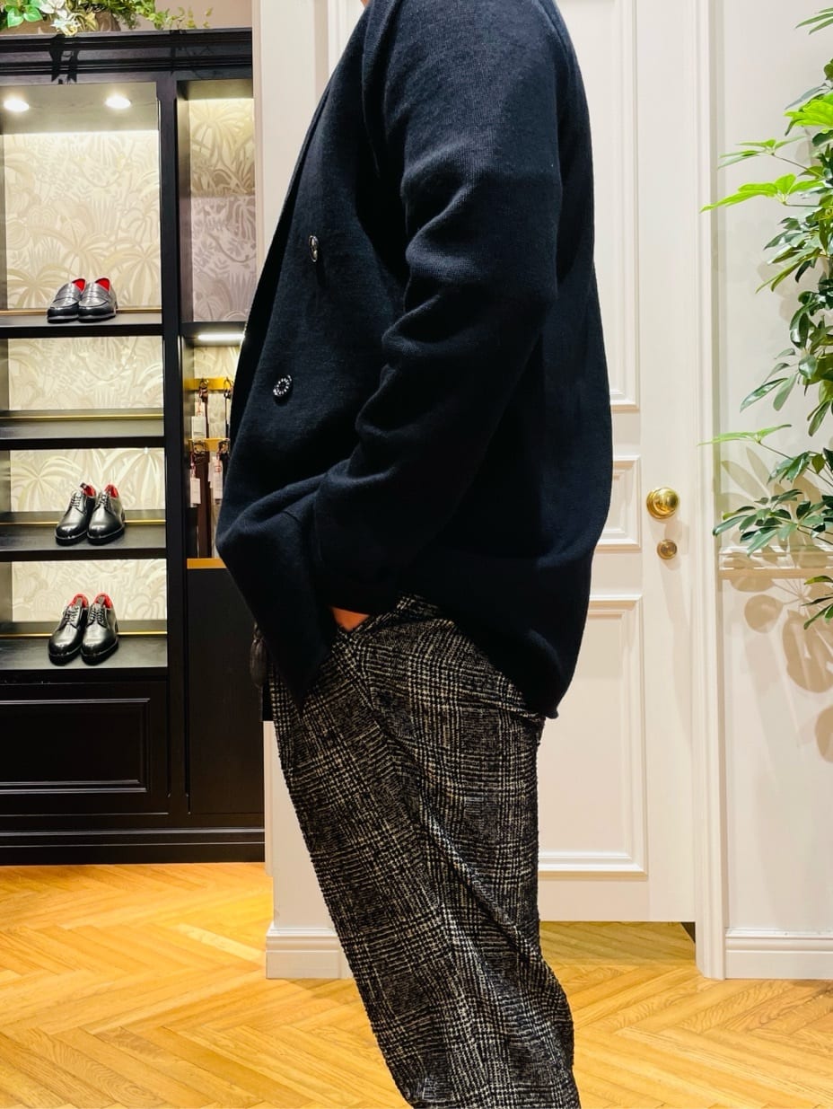 鶴田大士さんの「DRESSTERIOR｜【撥水加工/Safari5月号掲載】ローファー」を使ったコーディネート