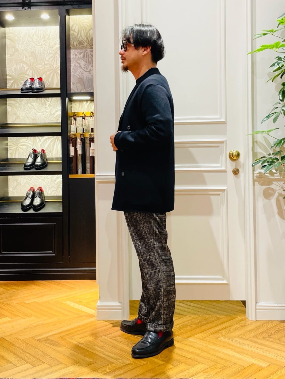 鶴田大士さんの「DRESSTERIOR｜【撥水加工/Safari5月号掲載】ローファー」を使ったコーディネート
