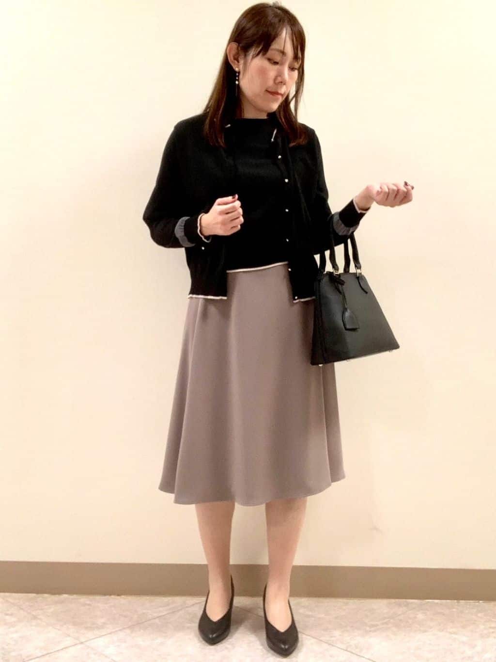 shimoさんの「Reflect｜◆【夏SALE／フォーマル/通勤にも使える】スクエアフォルムバッグ」を使ったコーディネート