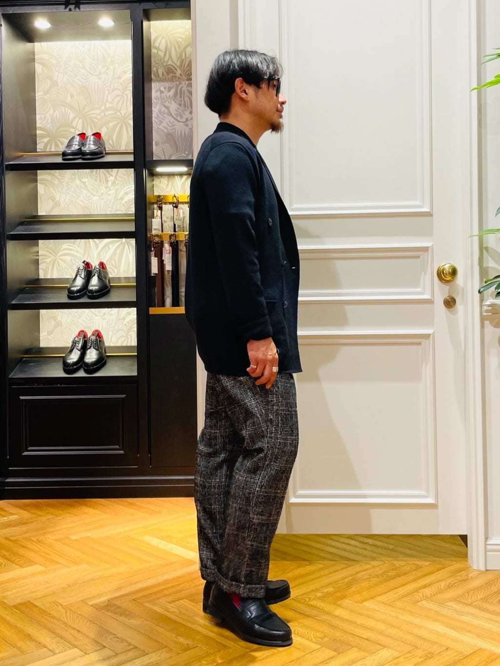鶴田大士さんの「DRESSTERIOR｜【撥水加工/Safari5月号掲載】ローファー」を使ったコーディネート