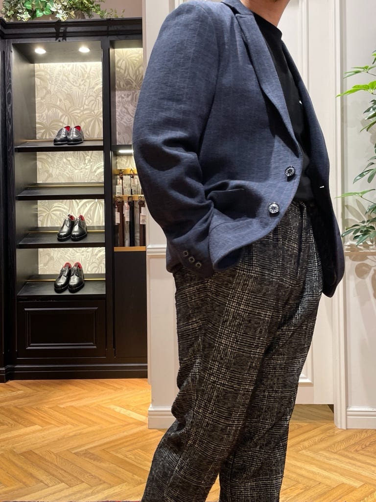 鶴田大士さんの「DRESSTERIOR｜【撥水加工/Safari5月号掲載】ローファー」を使ったコーディネート