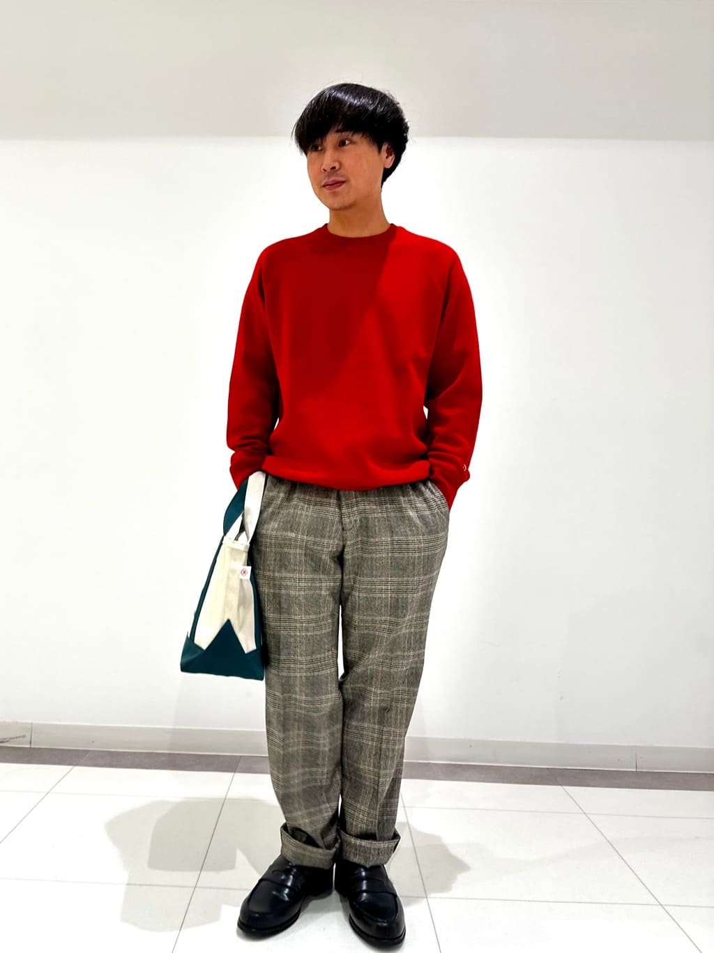 MATSUBARAさんの「DRESSTERIOR｜【撥水加工/Safari5月号掲載】ローファー」を使ったコーディネート