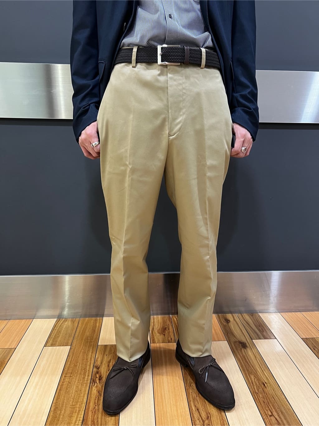 yutoさんの「TAKEO KIKUCHI｜【オフィスカジュアル対応】ドレス チノパンツ」を使ったコーディネート