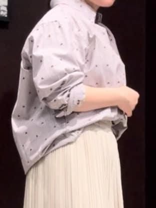 さりーちゃんさんの「TAKEO KIKUCHI｜ハットモチーフ ジャカード ストライプ シャツ」を使ったコーディネート