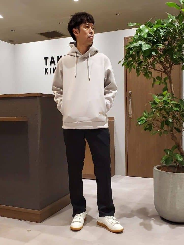 ishidaさんの「TAKEO KIKUCHI｜【ONOFF対応】TRダブルニット ストレッチパンツ」を使ったコーディネート