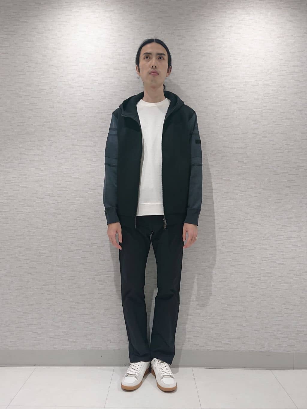 shunさんの「TAKEO KIKUCHI｜【Made in JAPAN】播州織 ストレッチ パンツ」を使ったコーディネート