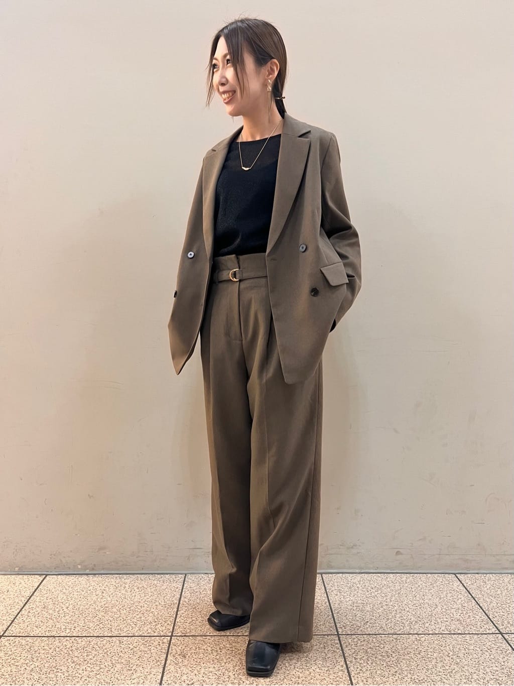 HaNeさんの「THE SHOP TK｜」を使ったコーディネート